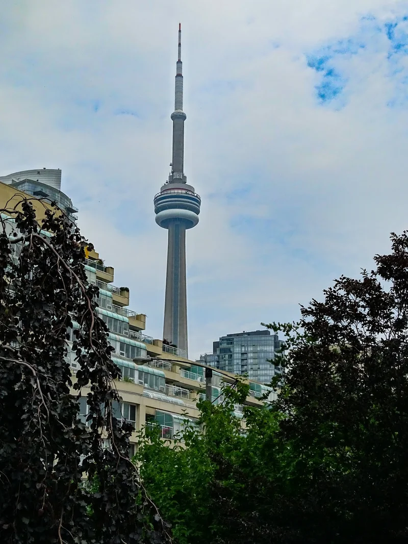 The CN Tower: A Data-Driven Look at its Height, Restaurant, and Key Stats